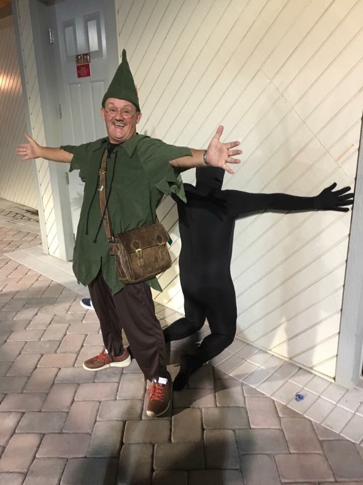 OCarrollFiona's tweet photo. My dad and my brother Eric last night! 😂#PeterPansShadow https://t.co/SEoPqUzYei
