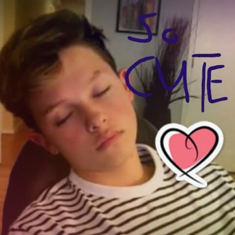 shewan_d's tweet photo. That one is my favourite one bc it's so cute!!!😍 https://t.co/KHWXXge7Yl