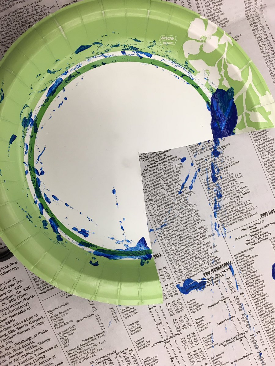 eklose's tweet photo. Marble trails. Investigating centripetal force. #escience3000 https://t.co/3UsNqhVWDI