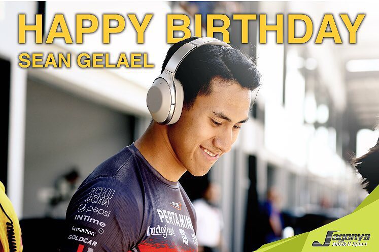 formulamusicID's tweet photo. Selamat ulang tahun SEAN.. Wish you all the best 😇 @KFCINDONESIA @TeamJagonyaAyam @Jagonya_Musik https://t.co/98lxRqaFdY