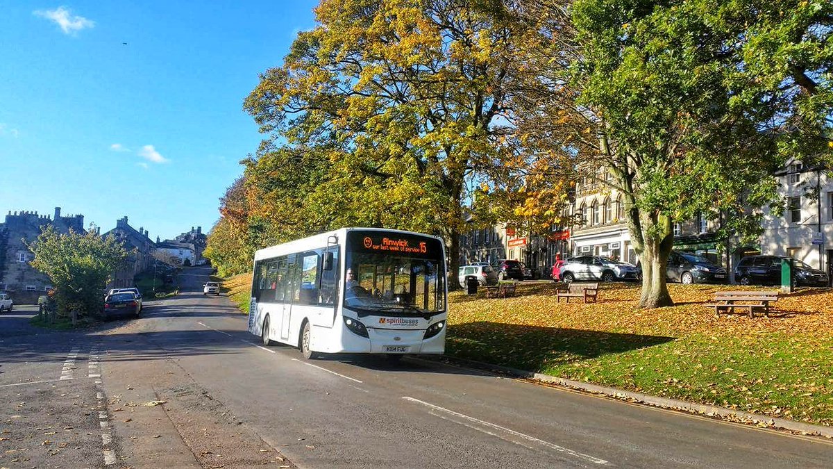 SpiritBuses's tweet photo. What a gorgeous day today in #Northumberland #Rothbury #NorthEast ❤🌲🚍😃 https://t.co/3zWaEOA41B