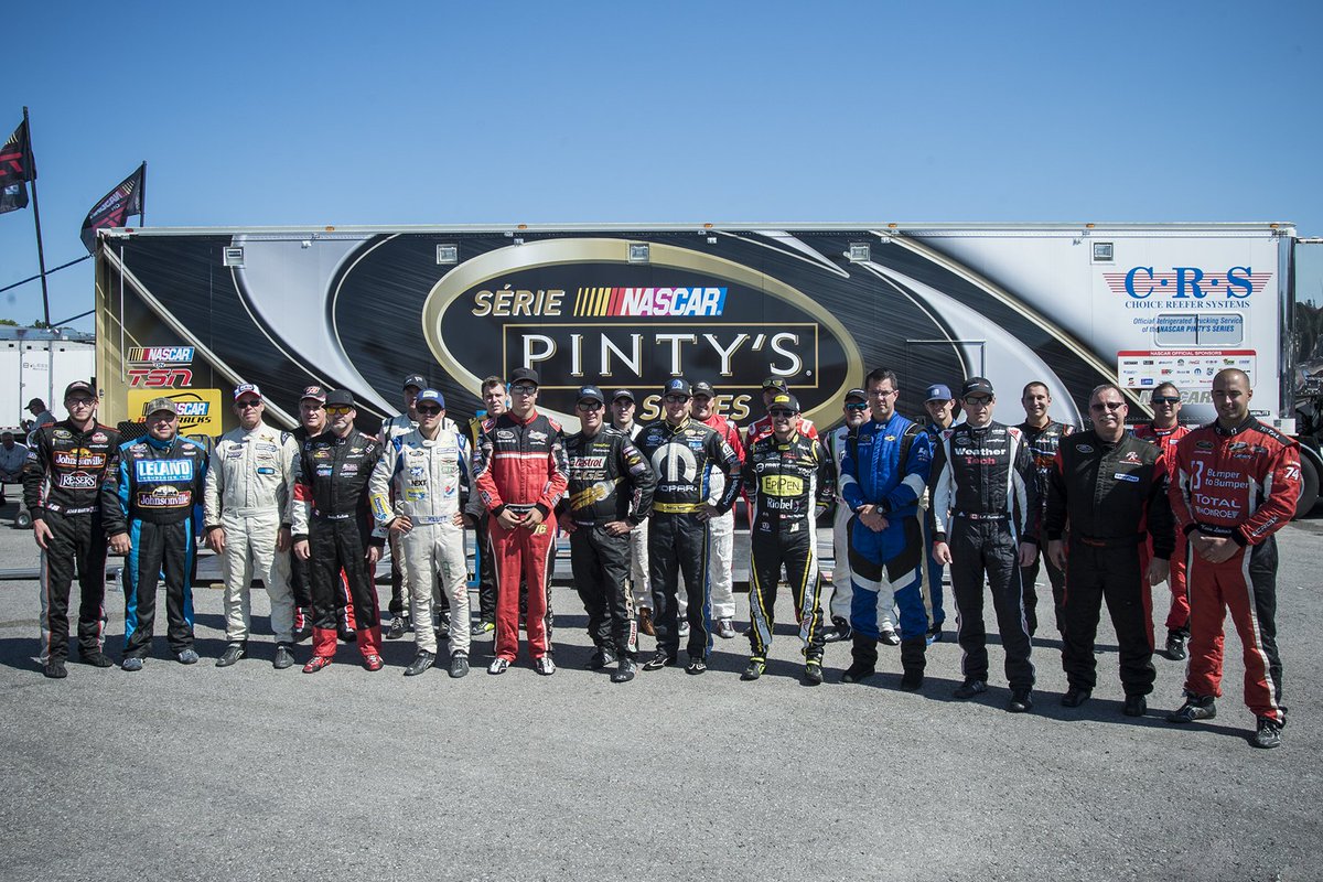NASCARFLAGGER's tweet photo. #VOTE for your favourite #NPS driver! You can vote once per day every day until Nov 19 https://t.co/yak0XQRIAn #NPSMPD @NASCARHomeTrack https://t.co/1jKtCMrsci