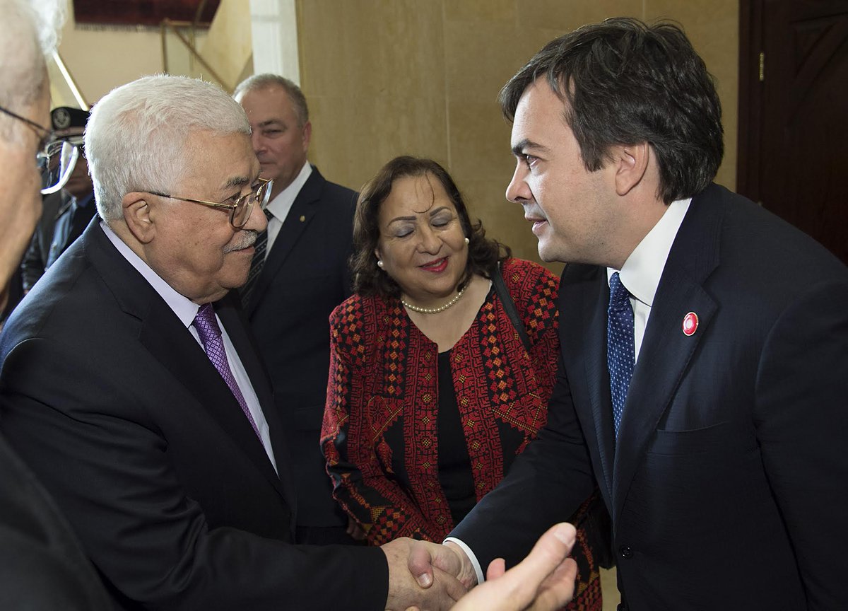 amendolaenzo's tweet photo. Betlemme. Visita Ufficiale del Presidente della Repubblica Sergio Mattarella in Israele e Palestina @ItalyMFA https://t.co/yenv6nEk8W
