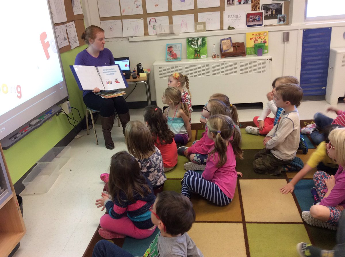 CPinto_ALCDSB's tweet image. Our CYW Loyalist student Meagan is fantastic. #feelings #calmAlertAndLearning #calmingspace
@LoyalistCollege @alcdsb_stjoe @meagankirbyson