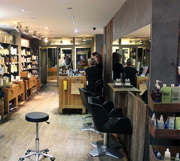 The Shine Salon Event Post closingwinter.co.uk/shine-hair-eve… @LovingBlogs @WeTweet_Beauty #Brightonsalons #hairstyles #wssbloggers