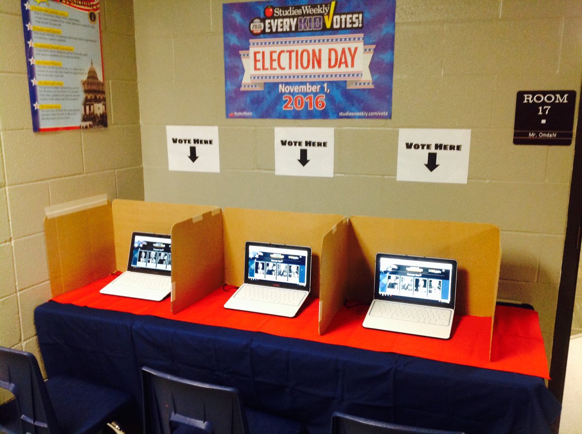 MrOmdahl's tweet photo. Voting booth is now open for students at PRAES. #PRAS #PRASlearns https://t.co/JCcfIle68i