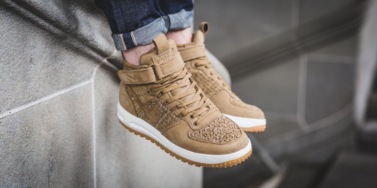 nike lunar force 1 flyknit workboot golden beige