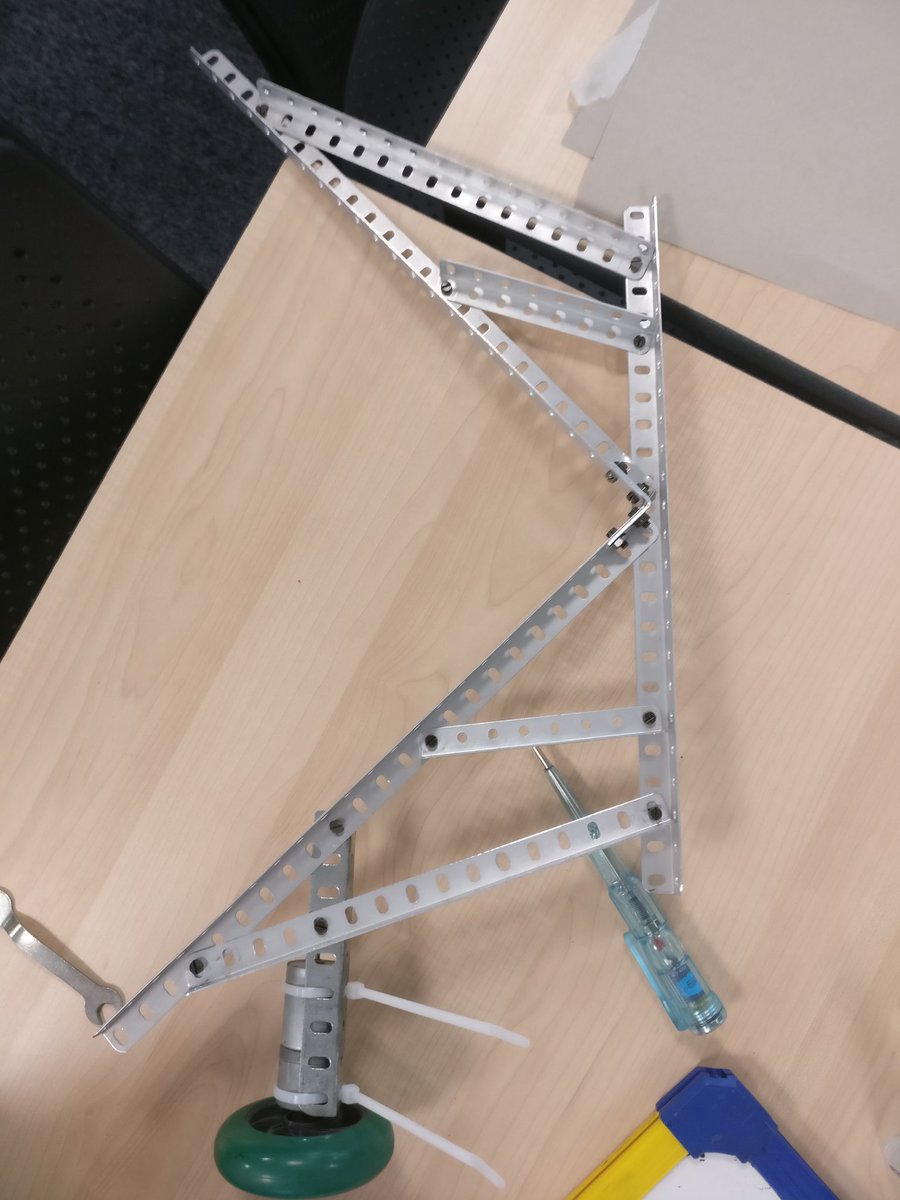 DesignAutoMecha's tweet image. Week 6: Design
We have our task and thanks to our generous sponsors(surface technology international) we continue to prototype our robot.