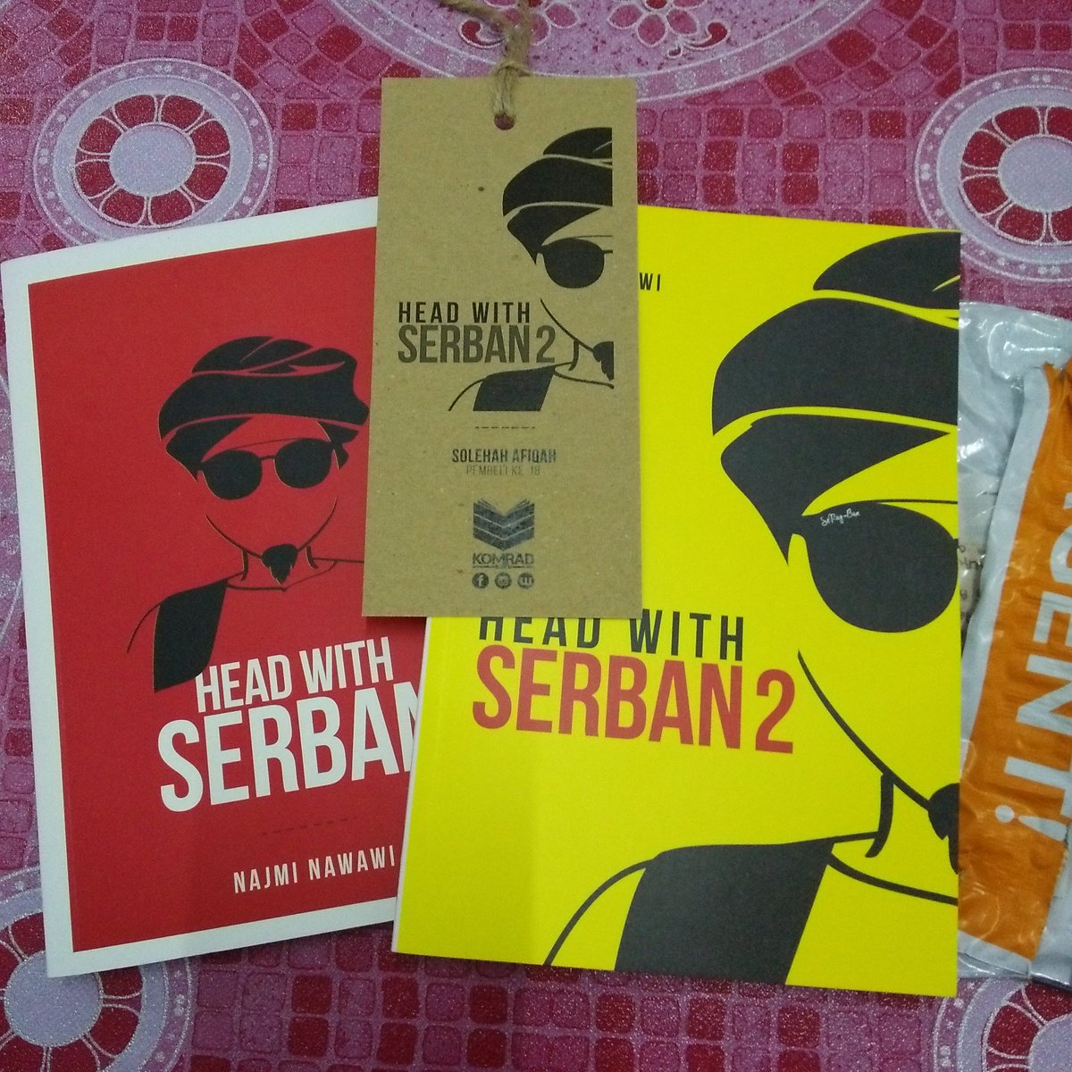 Alhamdulillah buku dh pun smpai.moga ia bagi manfaat kat kita semua yg 1st dh best mesti yg ke2 lagi Best😊👍 @headwithserban By @najminawawi.