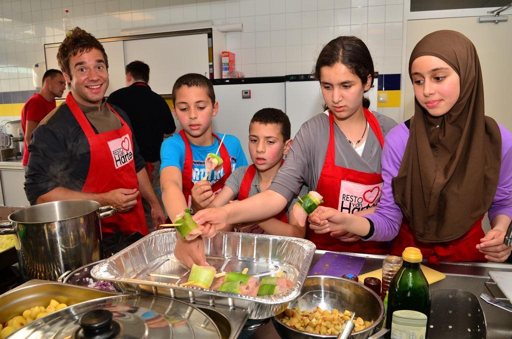 Resto VanHarte zoekt voor verschillende regio’s in Nederland KinderResto-coaches 16 - 28 uur per week. ow.ly/wRcP305JLPw