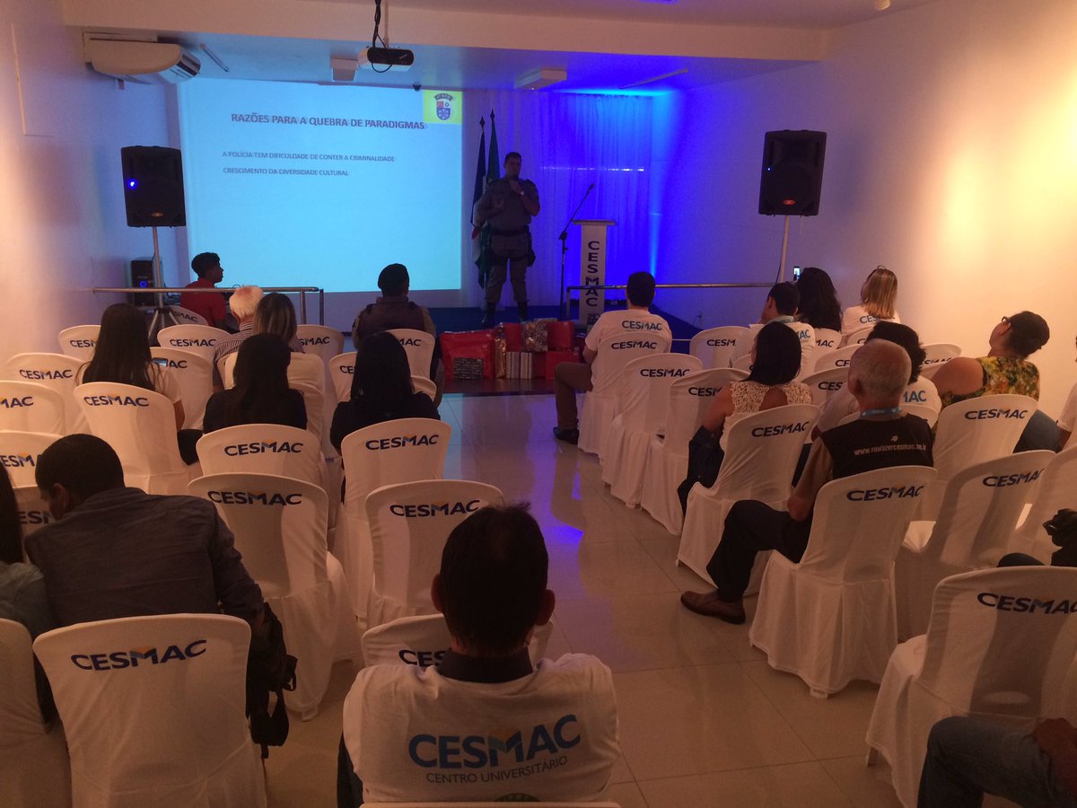 CesmacOficial's tweet photo. Coronel Silvestre, comandante da Polícia Militar, palestra sobre a segurança interna e externa do colaborador. #SIPAT2016 👷🏻‍♀️👷🏽⛑ https://t.co/zeew0ENOyi