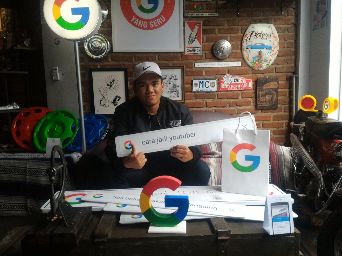 azhariadityaa's tweet photo. Siang tadi di event nya @Google_IDN , besok berburu kemana lagi nih :D #SelaluTauYangSeru #SelaluTauBdg https://t.co/LoZ3zwxPff