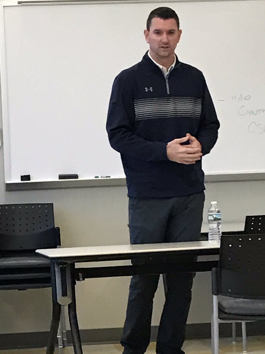 NeumannSEM's tweet photo. Mike Lomas from @UnderArmour speaks to the @NeumannSEM students today. #SportsBiz #nusm101 #nusem https://t.co/0wl4j9mApa