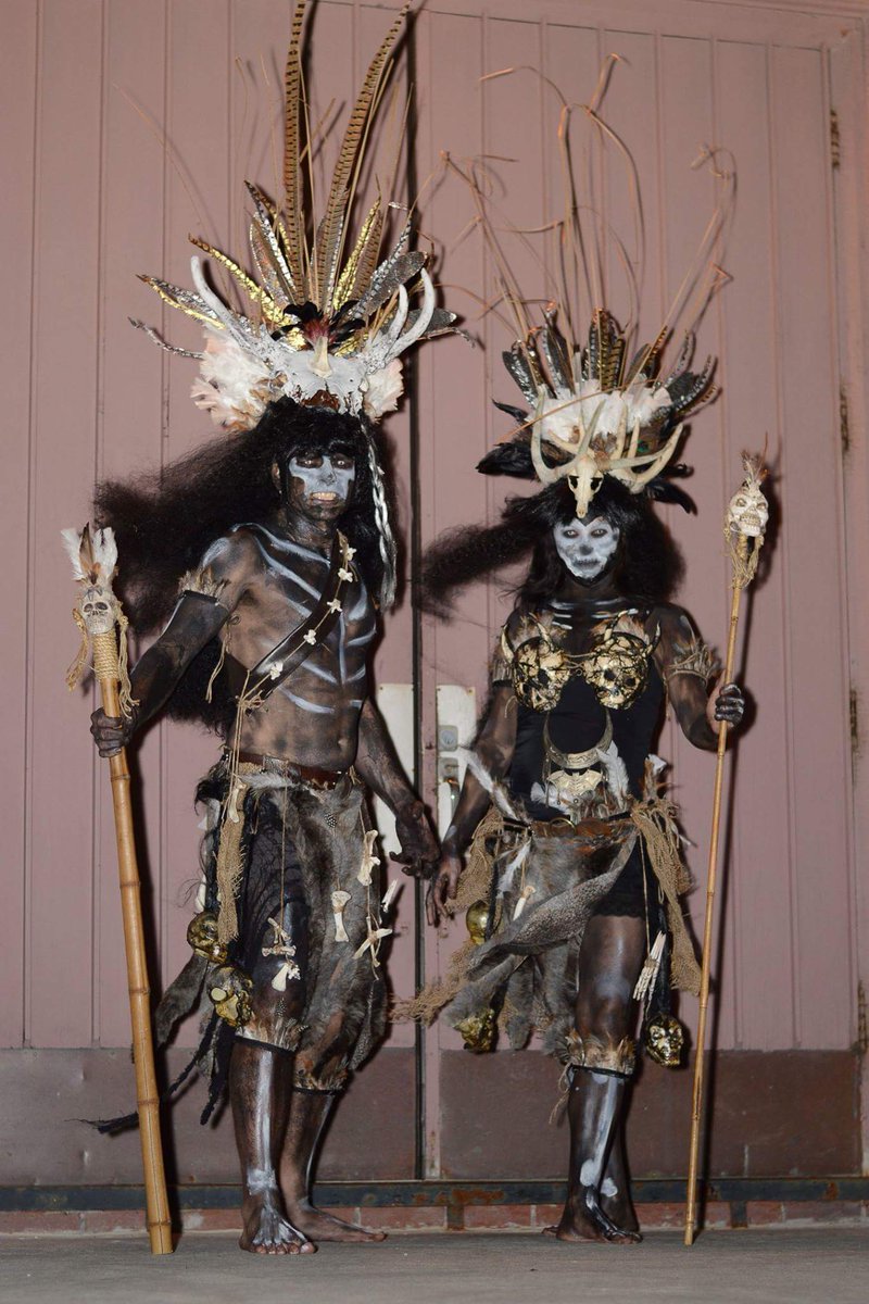 GypsyBarn's tweet photo. Necro Demon Soul Eaters, Underworld Portal Guardians. My Gaming habits sent my creative brain through the roof #homemade #costume #halloween https://t.co/O6tlxUnkEQ