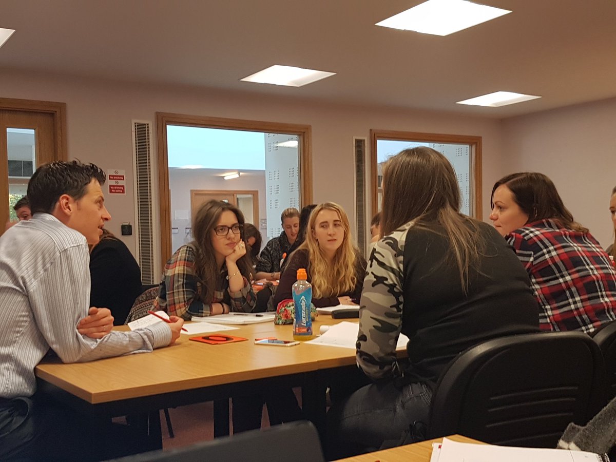 SLBarnsey's tweet photo. Assessment 4 Learning Development Workshop in full flow @MahnazSiddiqui @gareth_metcalfe @LiverpoolHopeUK https://t.co/Yqu81lEgm3