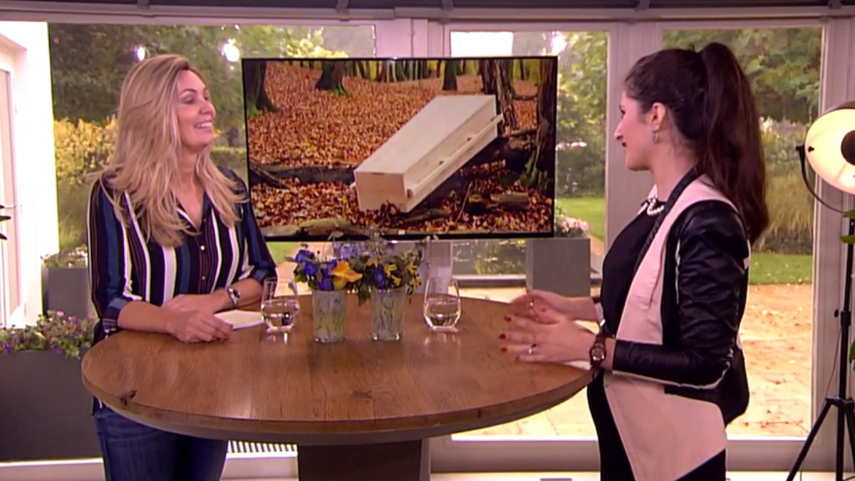 Vorig jaar beëindigde <a href="/MonutaNL/">Monuta</a> de samenwerking met DZU. Vandaag in @rtlkoffietijd laten zij een biologische kist zien van DZU. Eigenaardig