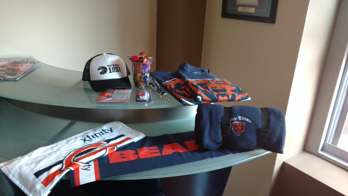 DaSuitCrew's tweet photo. @ChicagoBears win and we score mad #swag at the #CHIvsMIN game! #BearDown https://t.co/WDqqjP0Tdi
