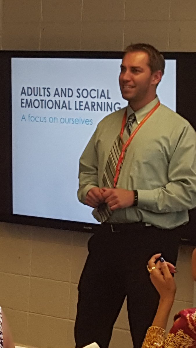 DioneDSimon's tweet photo. Adult @SEL_APS training! @contactmetzger is the best! #concentriccircle @apsupdate @ATLsuper @Atldepsupt @DonyallD @DrEmilyAMassey https://t.co/tKjaqCCb6S