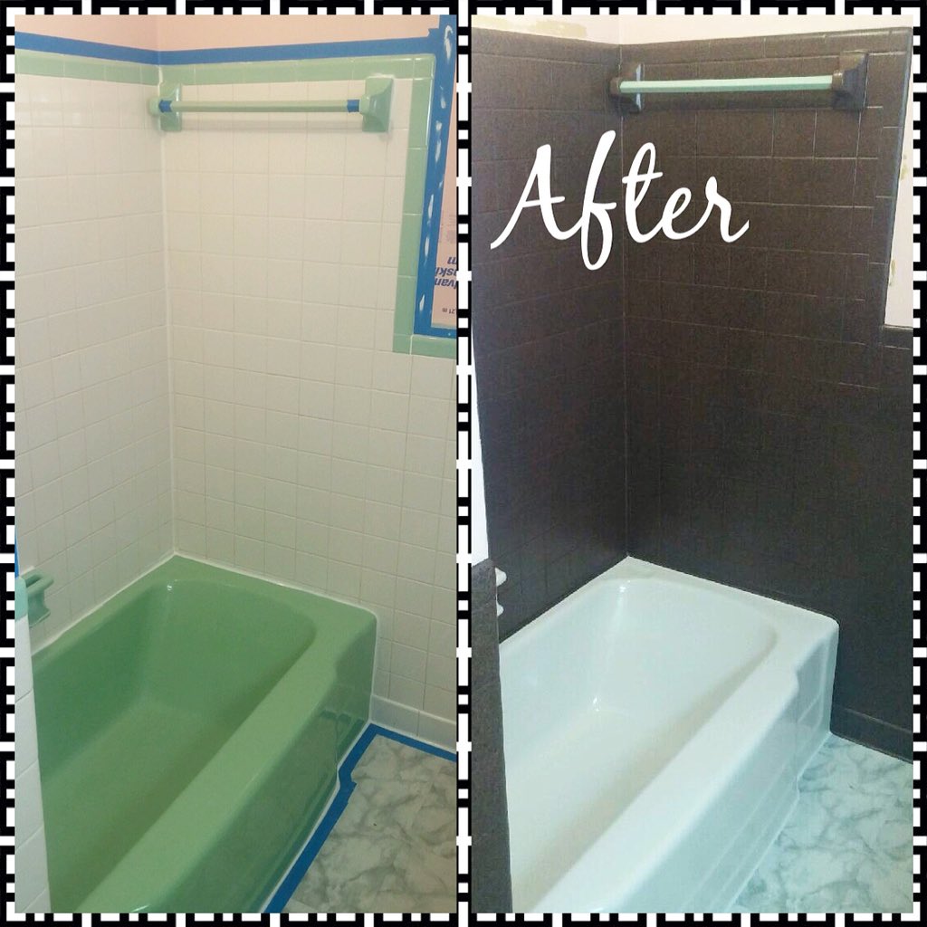 MiracleMethodNA's tweet image. Does your bathroom match the Christmas season?! Call Miracle Method today at (615) 223-1768 for an in home estimate!