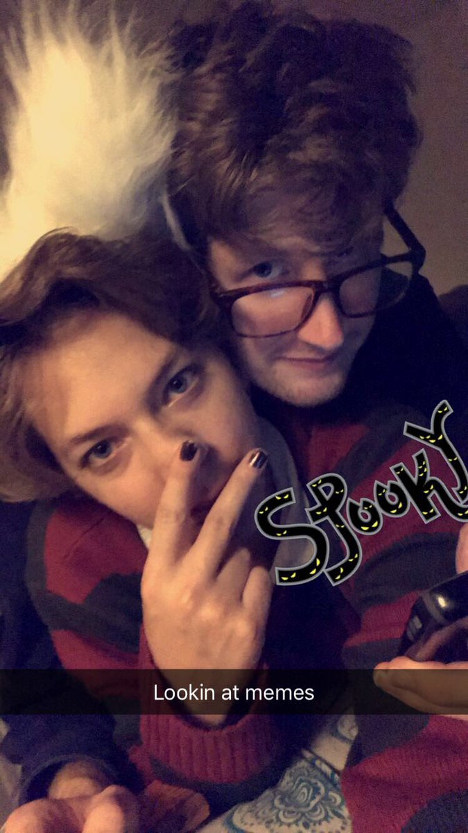 jakeABshayne's tweet photo. I just love this pic from our lazy Saturday 💕 #imgross #donth8me https://t.co/oBn1HVUeDS