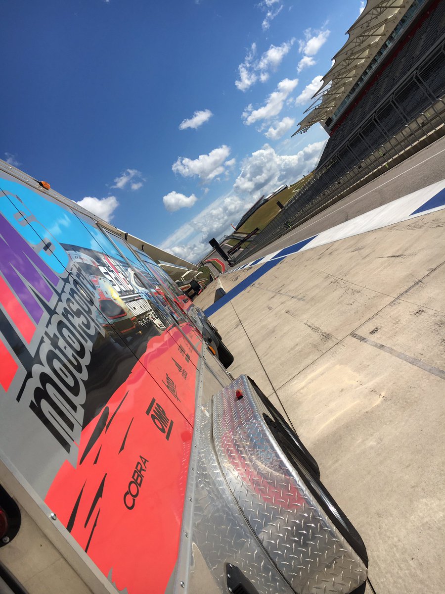 hms_motorsport's tweet photo. HMS trackside support team has made it @circuitamericas for the SVRA event #schrothracing #stilohelmets #svra #cota #racecar #shrflex https://t.co/foKt36kDBF