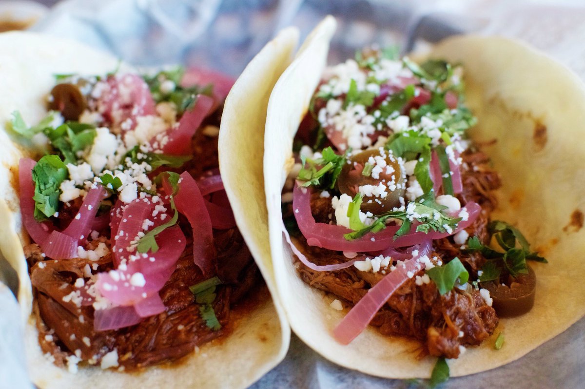 tacodeli's tweet photo. Make the most of Fall with our new rich &amp; flavorful Special of Moment - El Borrego! Made with locally sourced lamb from @CapraFoods https://t.co/8kv2qYnosB
