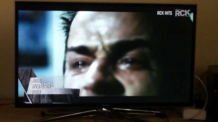 WhoIreallyam66's tweet photo. Yay, Hysteria @museband on #RckTV !!! 😍😍😍😍 Never saw it before! https://t.co/AK0ne5WSXY