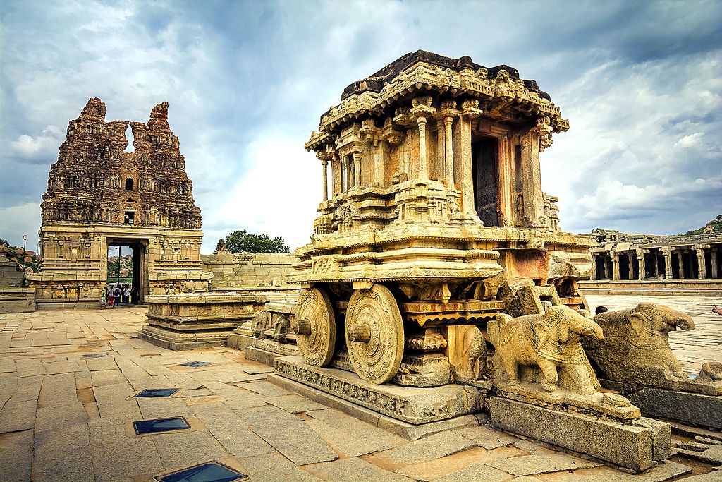 Iconic chariot from #VittalaTemple, #Hampi, stands @ 9th place #WLMIN2016. commons.wikimedia.org/wiki/File:Icon… by User:Ram.tota