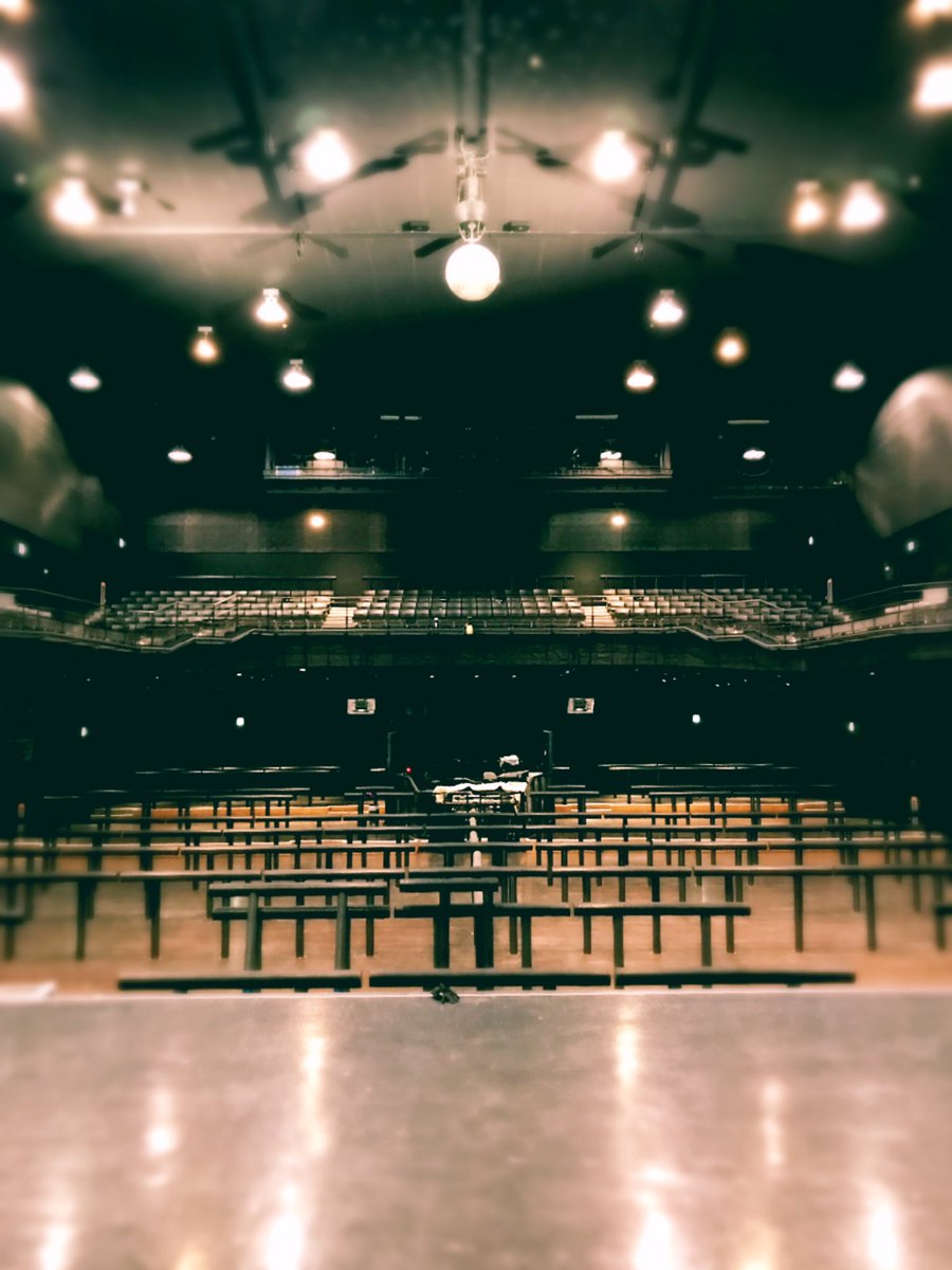 Raphael────。 無事 解散しました。 19年間ありがとうございました‼︎ 明日にでもBlogで改めてお礼させて下さい^^ Raphaelを愛してくれて ありがとう────。