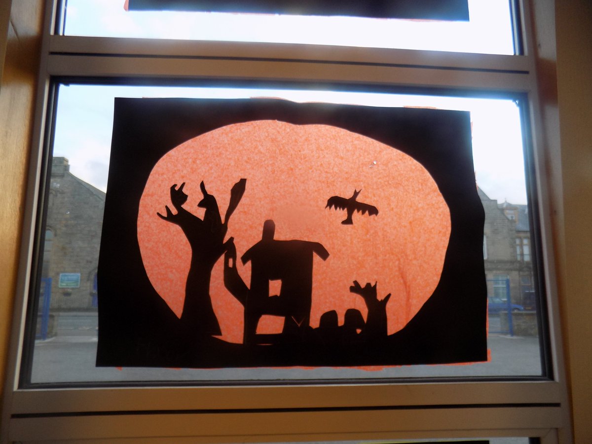 BurgheadPrimary's tweet photo. Glorious Artwork with Moonlight silhouettes by p3/4  #sciencelight https://t.co/zcJ14C728N