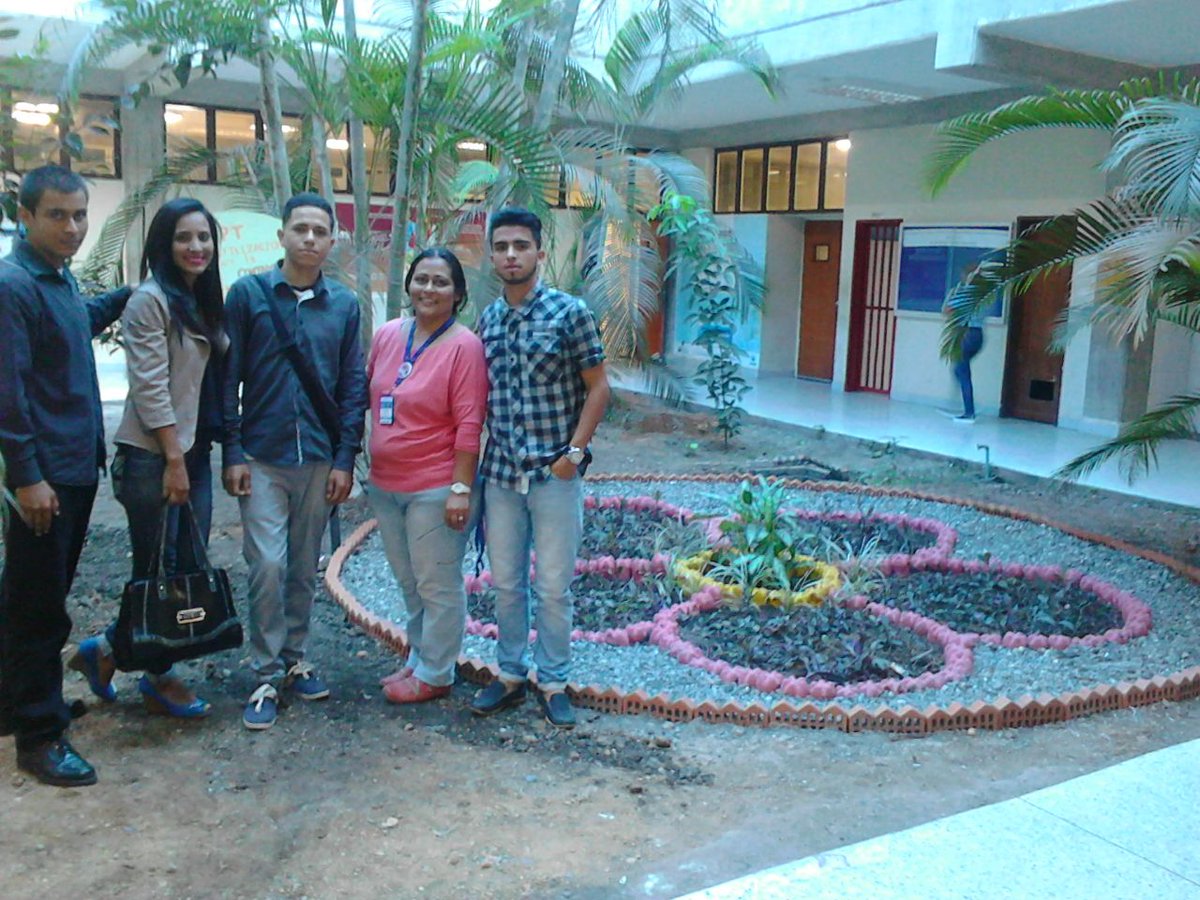 michellyvivas tweet picture