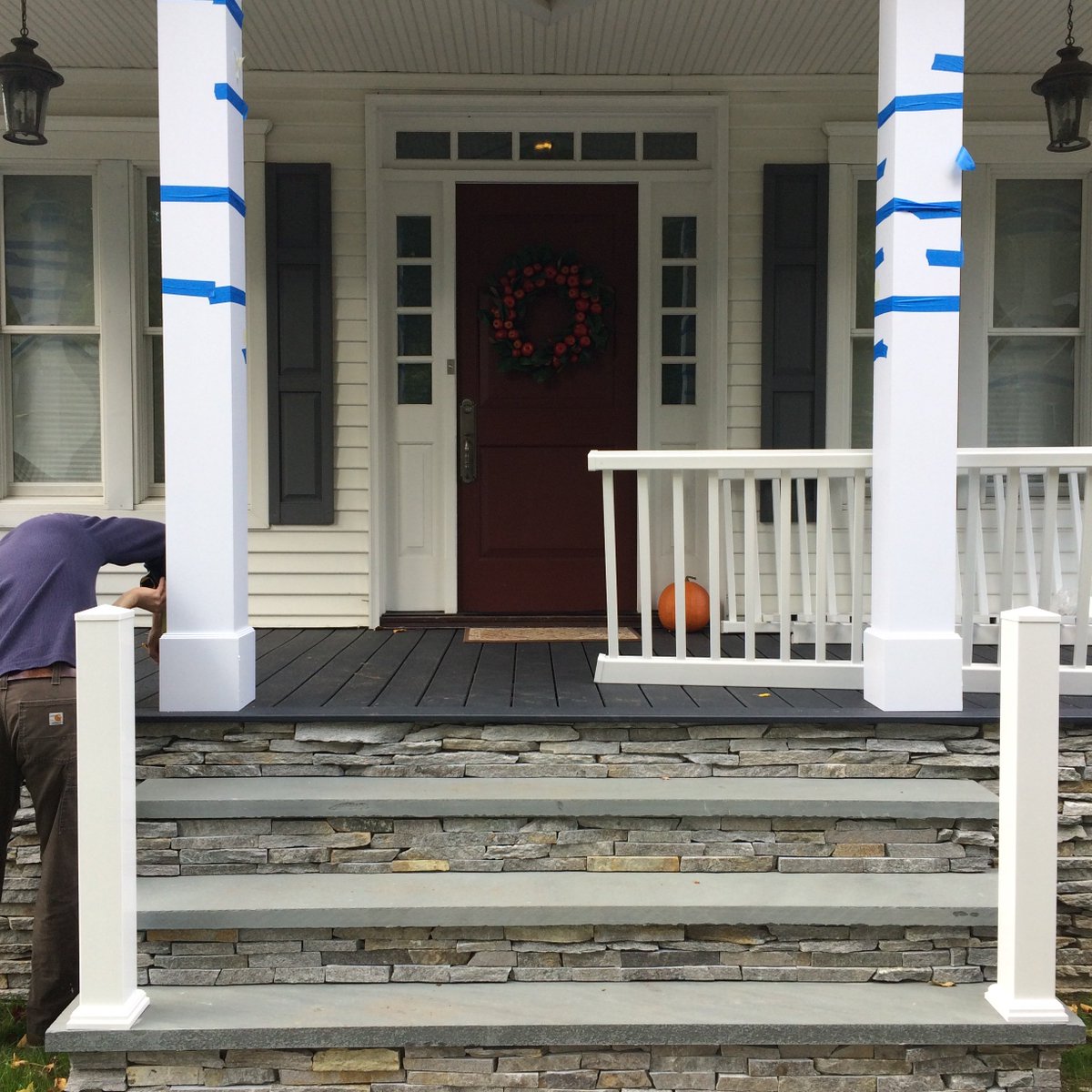 scanekco's tweet photo. Steps are done, columns are drying, and the rails are going in. Nothing beats seeing happy customers. #HomeImprovement #frontporch #masonry https://t.co/WfG1b6zDJc