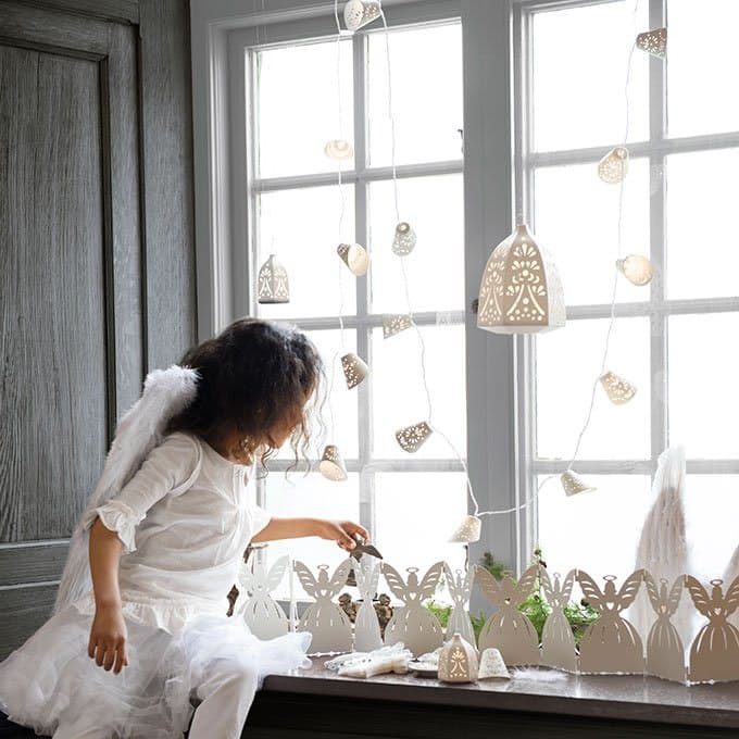 AptTherapy's tweet photo. 11 IKEA Holiday Decorating Ideas Worth Stealing https://t.co/TTThUafega https://t.co/THxswbKUHA