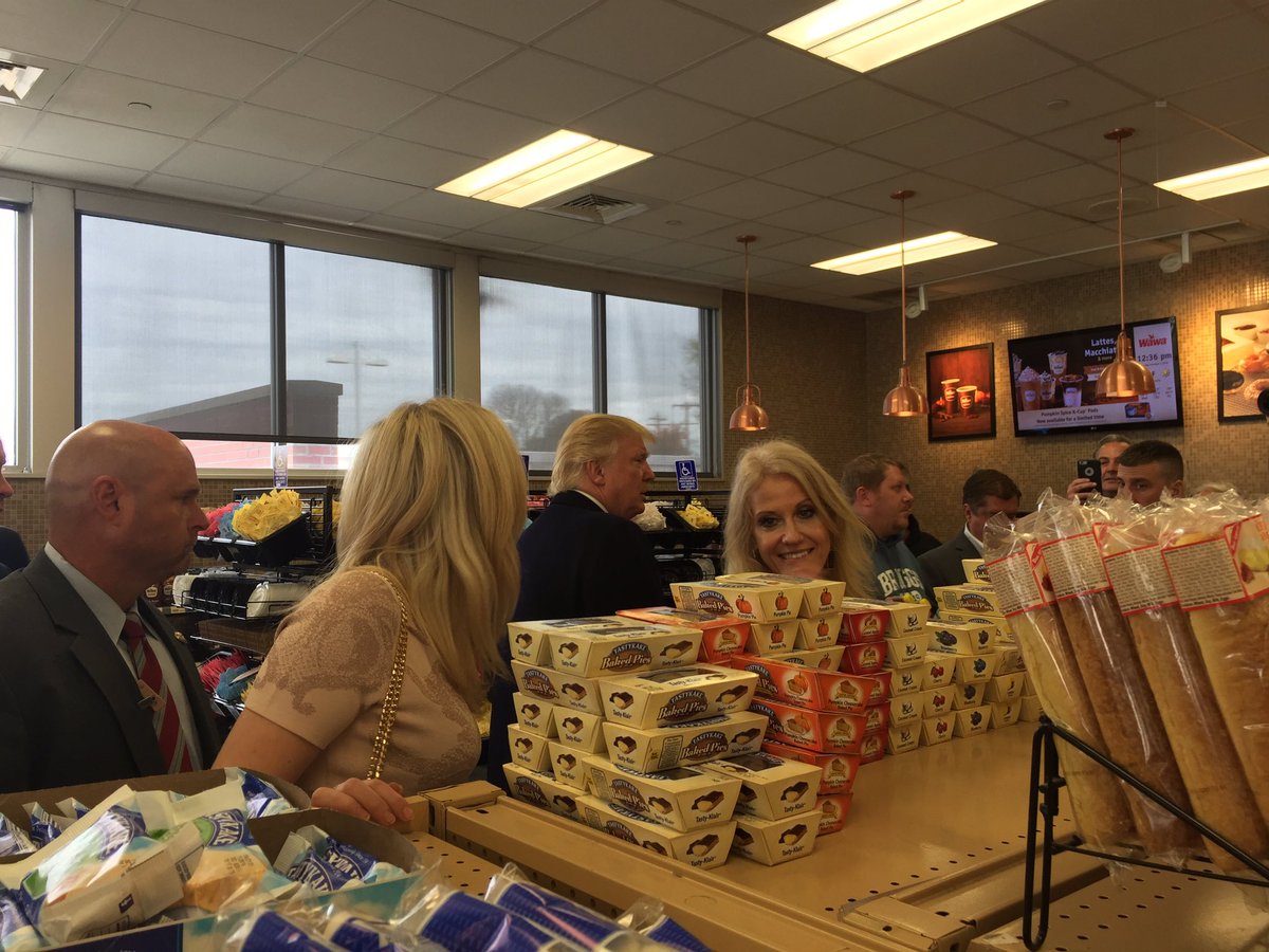 kevcirilli's tweet photo. KING OF PRUSSIA --
Donald Trump at WaWa. They bought TastyCakes. https://t.co/Trehdpxt2G