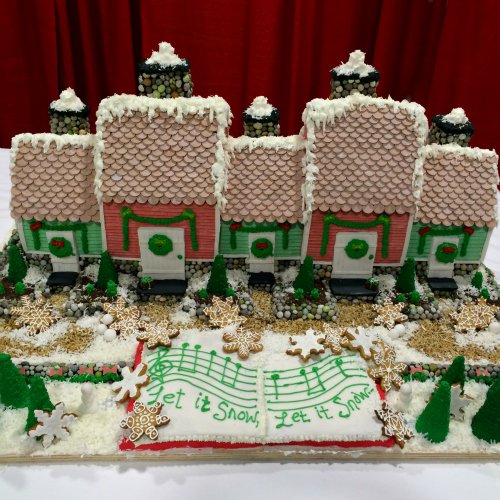 FallNewEngland's tweet image. *This weekend* is the Boston Christmas Festival &amp;amp; Gingerbread House Competition! Everything you need to know is here bit.ly/2fB8j5y