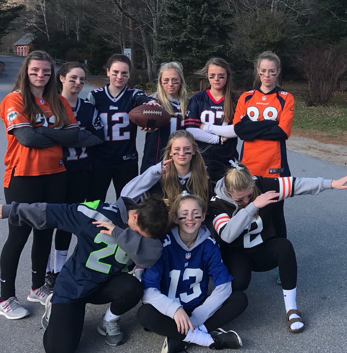 WVBBTS's tweet photo. Team WVA! #halloween 2016 #wvbbts https://t.co/9vgRpudTCT