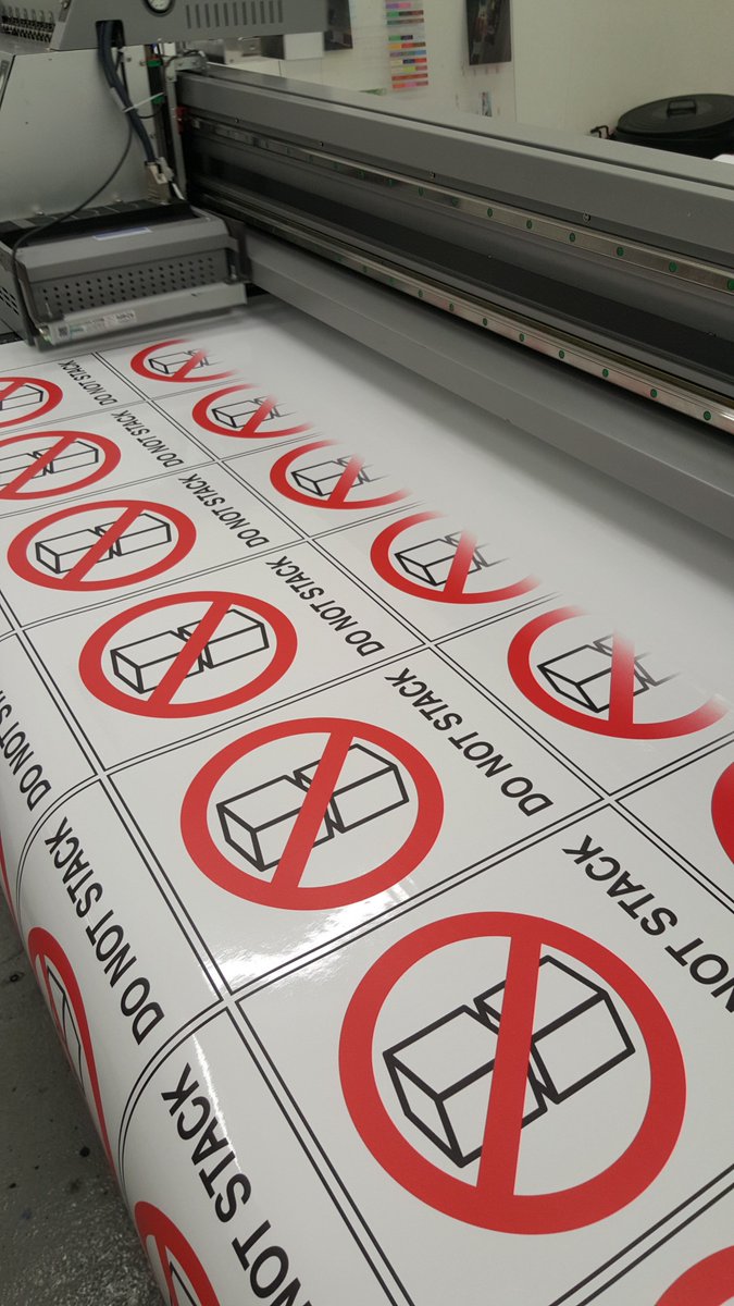 DTMprintUK's tweet image. Just a quick job to print 'DO NOT STACK' labels for our #GoodsIn team! Easy peel sticks, to stick straight to the boxes! #StickerPrinting