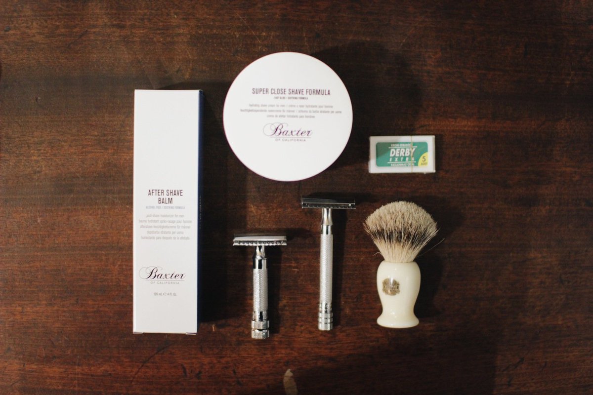 EdgarsSBTS's tweet photo. Is someone you know graduating this semester? Check out our graduation gift guide for gift ideas. https://t.co/pKrTP49Alh https://t.co/e8vCWcbF0e