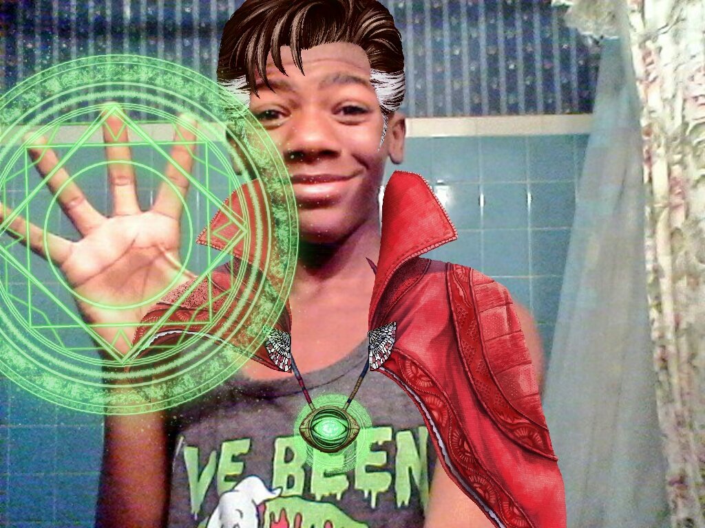 Infinitehacker2's tweet photo. @DrStrange  wait gotta use that TIME gem #Timegem https://t.co/YvwVUya4Jc