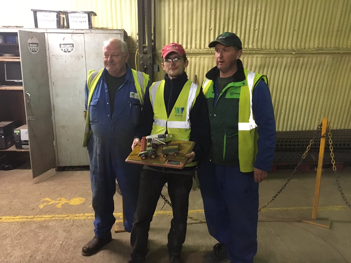 We have had a great team with us this year. Also presented Harry with a small gift from the farm for his 10th season.