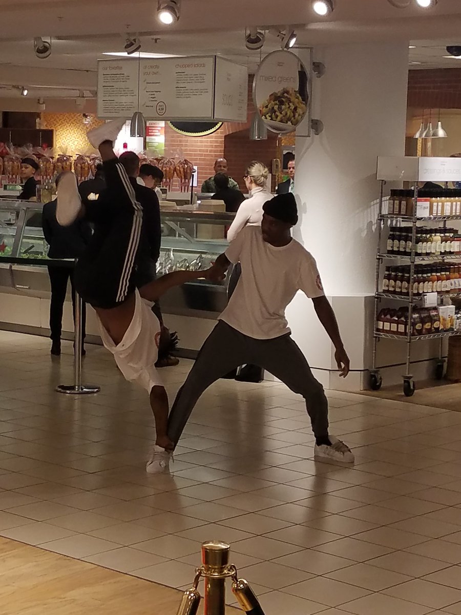 Thanks for a great performance @theWafflelife what fun that was!!! #macyschef #ad #RedRoosterCookbook