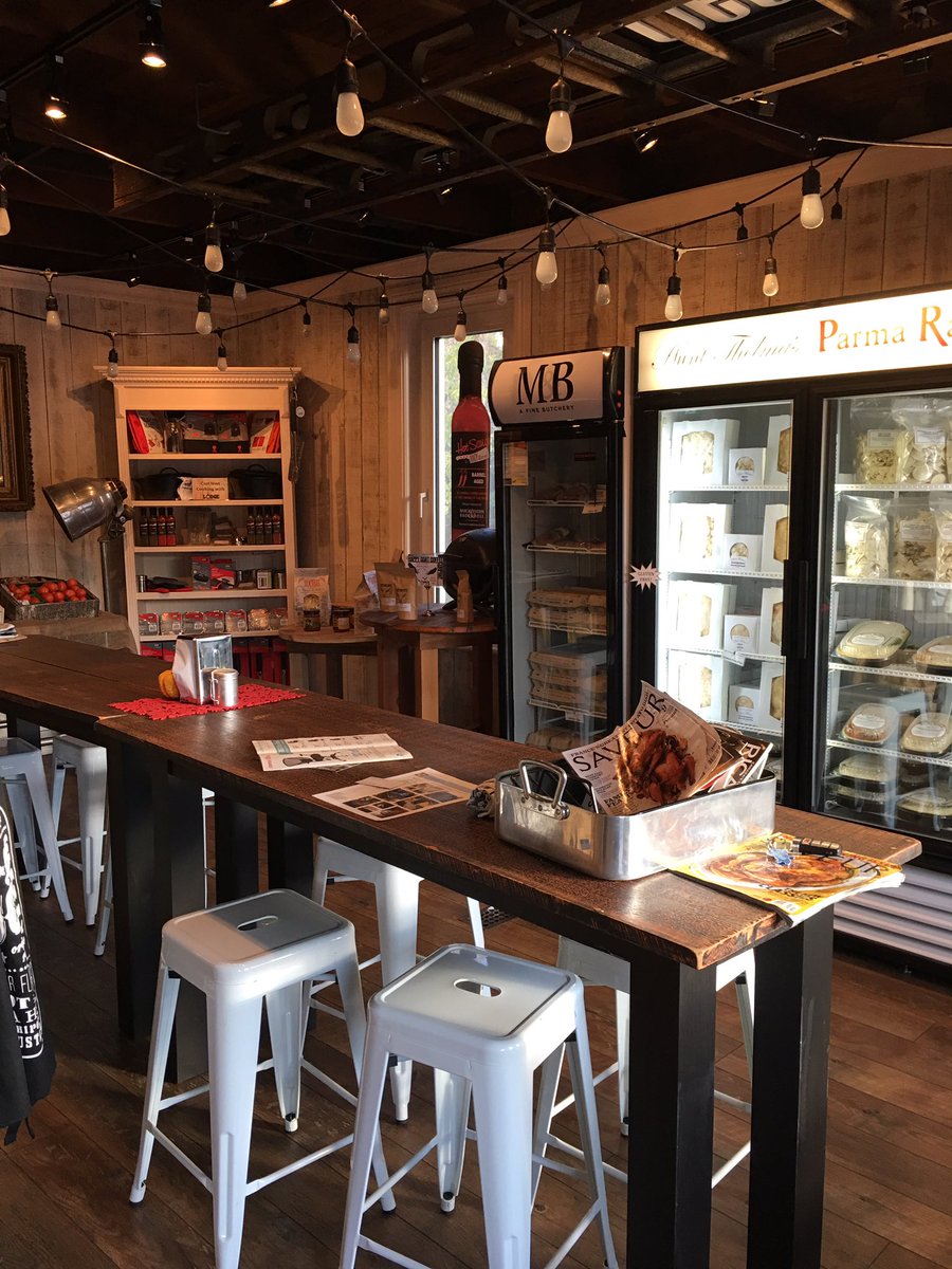 derekjboudreau's tweet photo. So much great stuff in Ottawa!! Thanks for hospitality @mucklestonmeat Beautiful store @OntMeatPoultry https://t.co/tx6eHeHlGN
