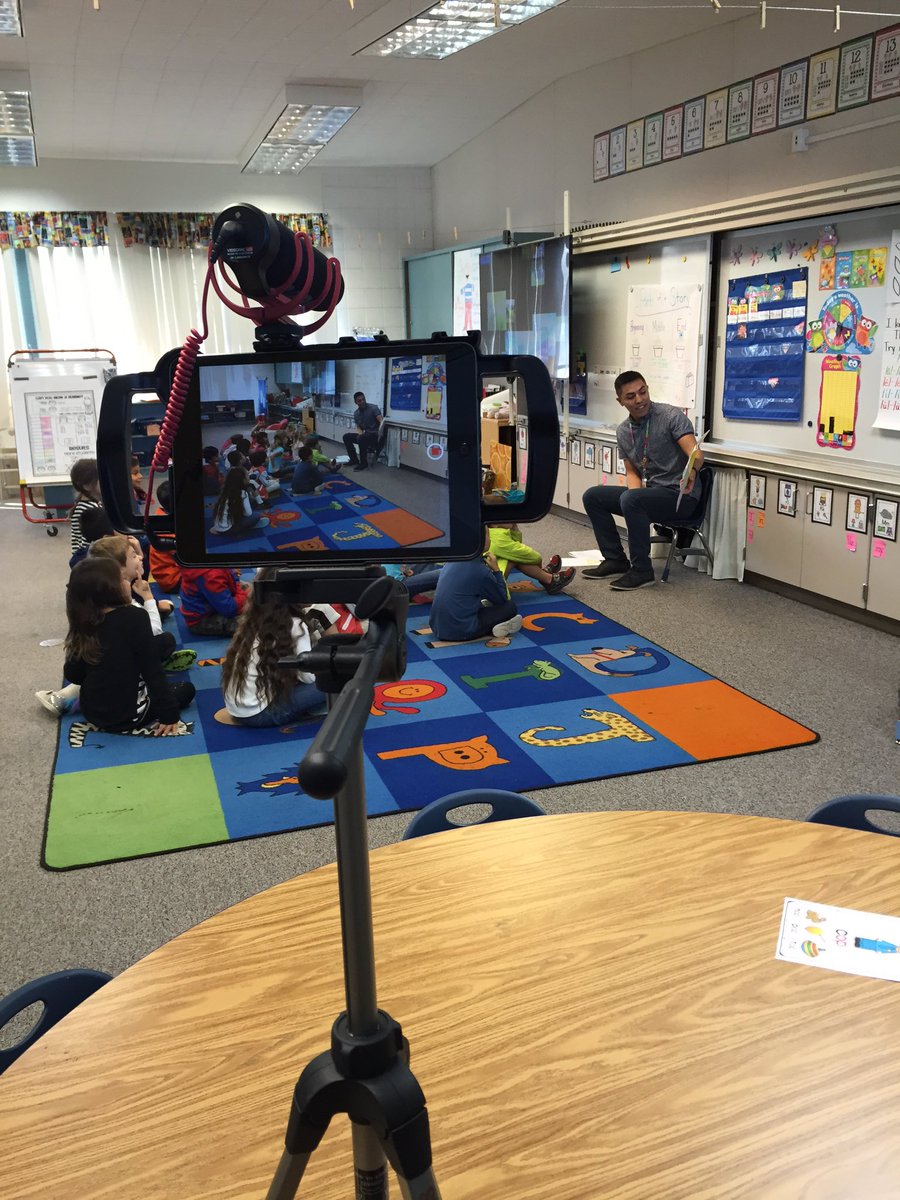 MsKnudson1's tweet photo. Thank you @hknoddin1 for letting us use your iographer. #reflectonteaching #betteryourpractice https://t.co/c90FIG7dyx