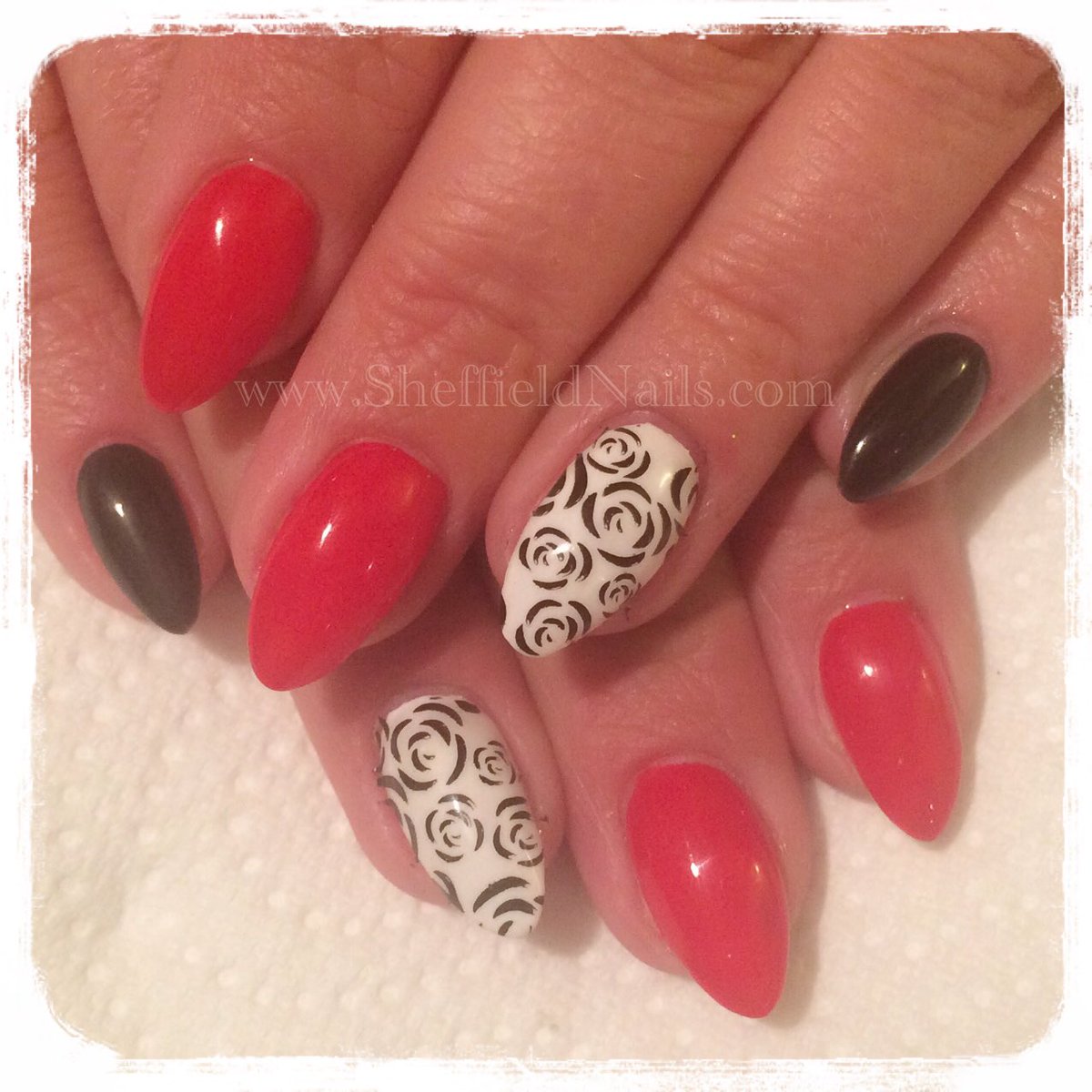 liseybrum's tweet photo. Acrylink with i73, i52 &amp; i54 @INKNAILSLONDON #sheffield #sheffieldissuper #mywork #lovemyjob #nails #acrylicnails https://t.co/a2YZWTMf9x