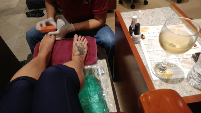 Time to be pampered https://t.co/f1KV4htdAl