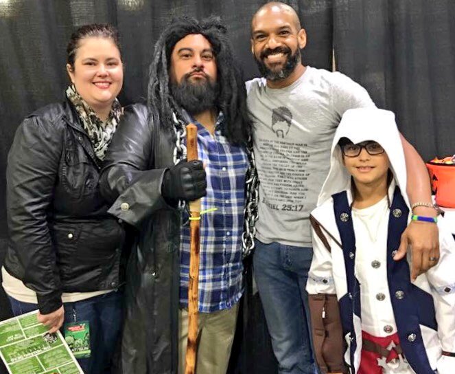 caseyflorig's tweet photo. @WalkrStalkrCon @popatic Thank you for another great WSC!! The volunteers and staff were awesome!! #WSCAtlanta   #Ezekiel #FindShiva https://t.co/0mhgHxvH6e