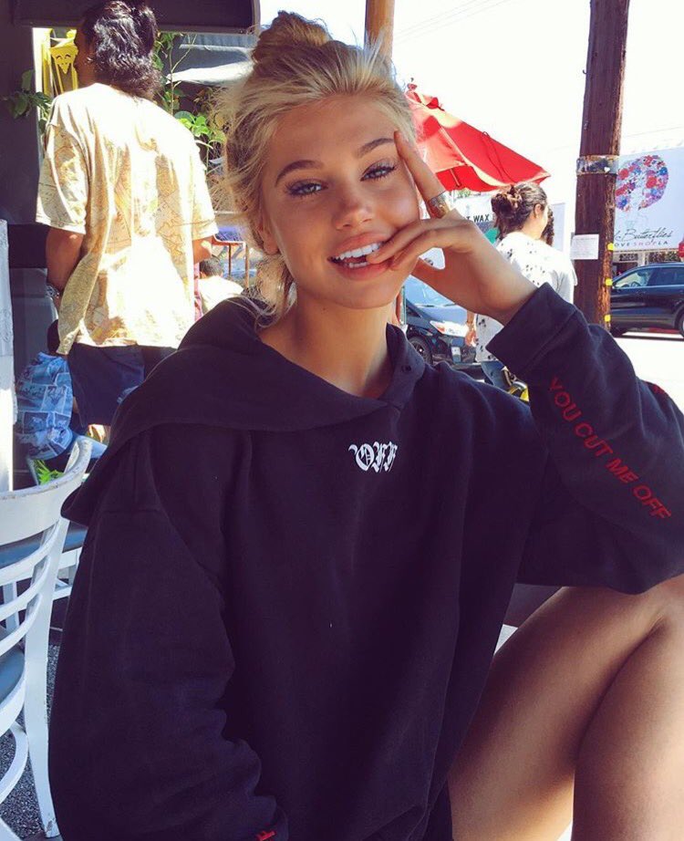 rpwlau's tweet image. Histoire de faire du bien à vos yeux. 👀