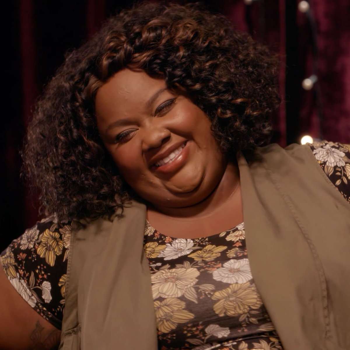 looselyexactly's tweet photo. Missed the season finale of #LooselyExactlyNicole? Watch it right here, right now! Trust me. 🙌🍆 https://t.co/uUu2O1Qypr https://t.co/IKWUTq0kgs