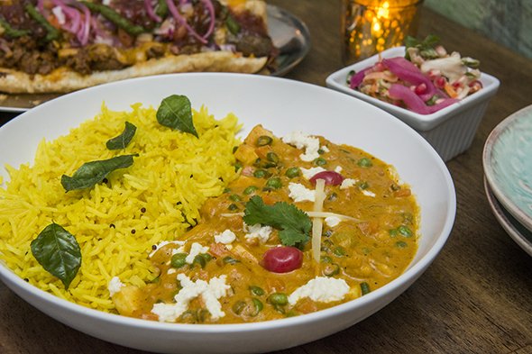 This newly opened #Toronto restaurant serves up Indian pub food bit.ly/2fqONtq