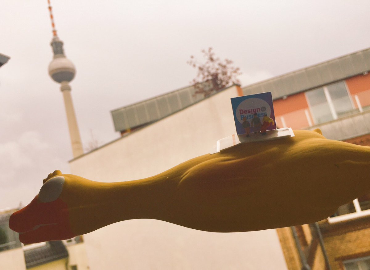 RosSayers's tweet photo. @DesignAtBiz mini people creative challenge #DatB16mini #DatB16 How to Humanize the Digital Transformation! #Berlin #rubberchicken https://t.co/zLFufxalX0